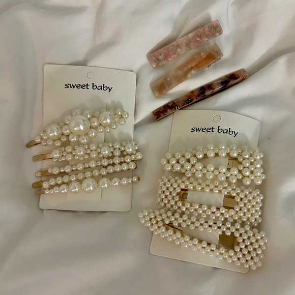 Bundle of Pearl and Resin Hairclips - Picture 1 of 1